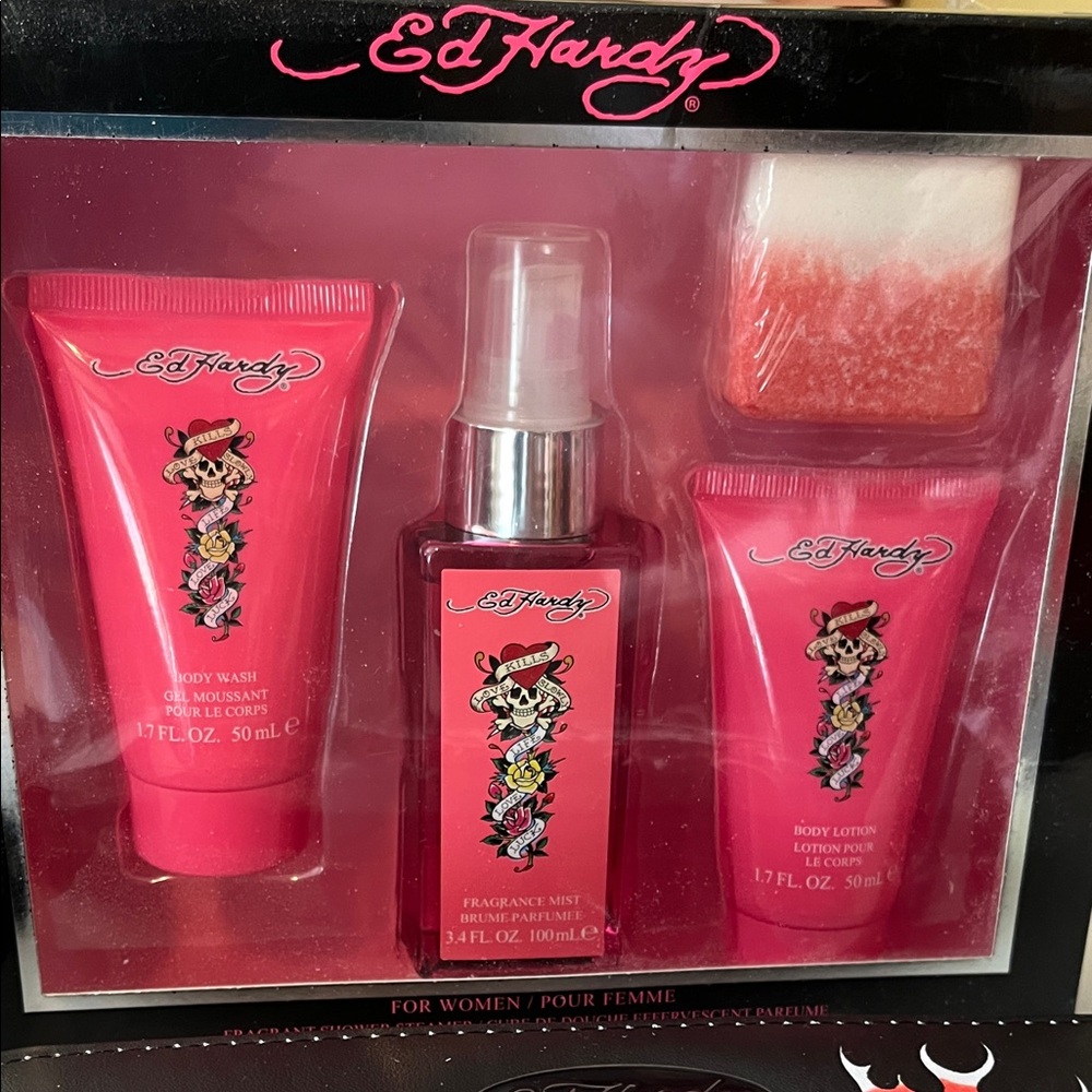NWT Ed Hardy Pink and Black Floral Leopard Wallet with Pink Body Care Gift Set - Picture 2 of 12